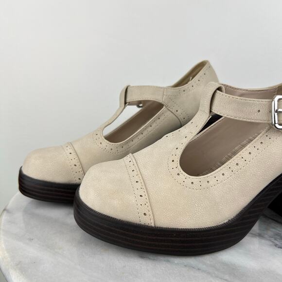Maurices Cream Y2K Chunky Mary Jane Platform Heels (Sz 8.5) - Picture 12 of 12